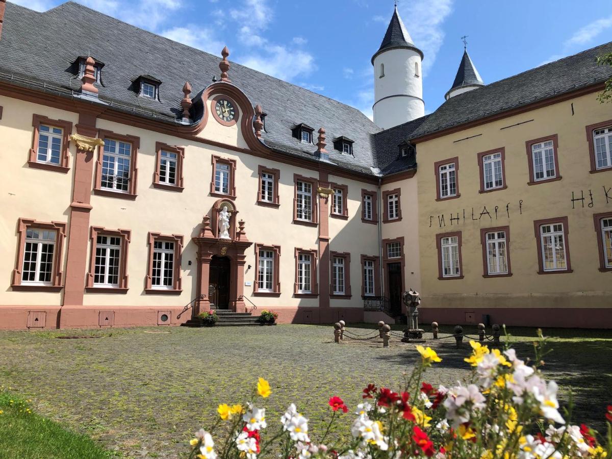 Kloster Steinfeld Gaestehaus Kall Exterior photo